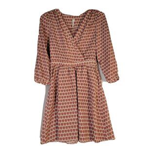 Willow & Clay Dress 3/4 Sleeve Brown Patterned V Neck Casual lightweight beach